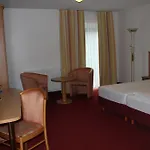 Seltenbacher Hof Hotel 3*
