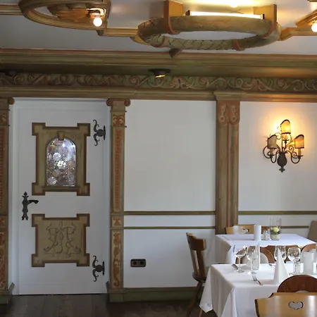 Seltenbacher Hof 3* 투틀링겐