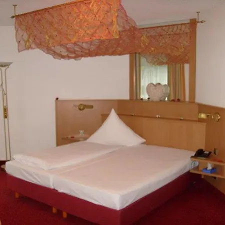 호텔 Seltenbacher Hof 3*