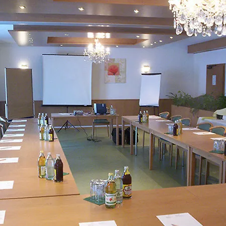 泽尔滕巴彻霍夫酒店 酒店